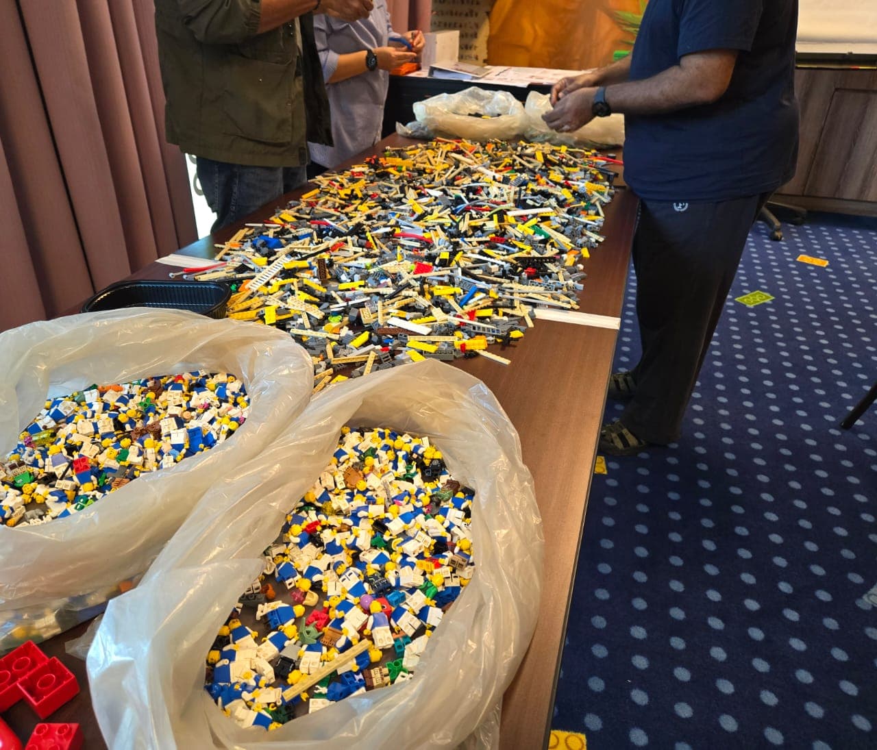 LEGO workshop team collaboration
